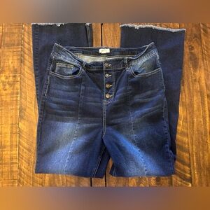 Stretchy high rise flares